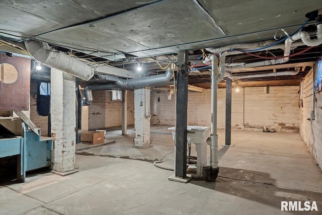 view of unfinished basement