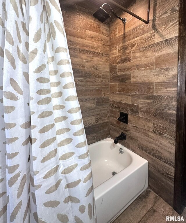 308 Galesburg Rd, Knoxville, IL 61448 - dining space featuring wood finished floors and baseboards