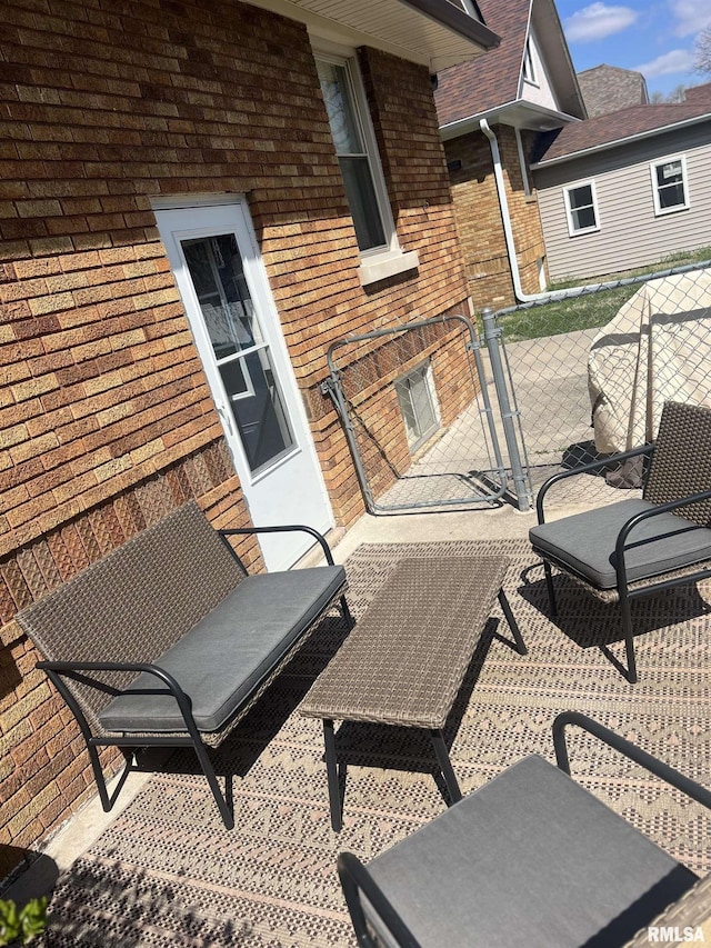 1037 Brown Ave, Galesburg, IL 61401 - view of patio