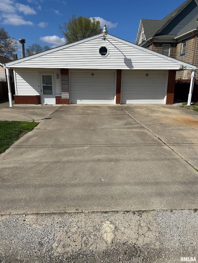 306 E Poplar St, Taylorville, IL 62568 - photo 3