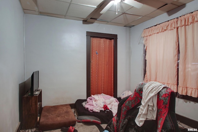 304 Chestnut St, Quincy, IL 62301 - living area with ceiling fan and a paneled ceiling