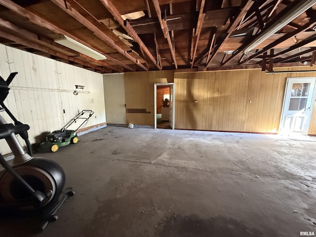 424 Lashmett Ct, Rushville, IL 62681 - garage featuring wooden walls