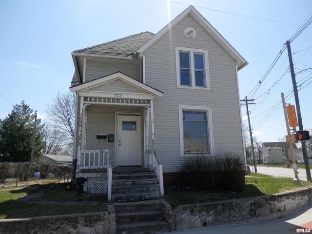 772 Monmouth Blvd, Galesburg, IL 61401 - photo 1