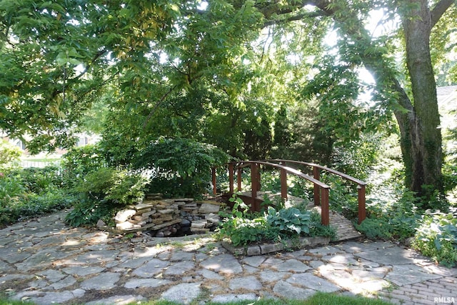 50 Hackberry Cir, Galesburg, IL 61401 - view of patio