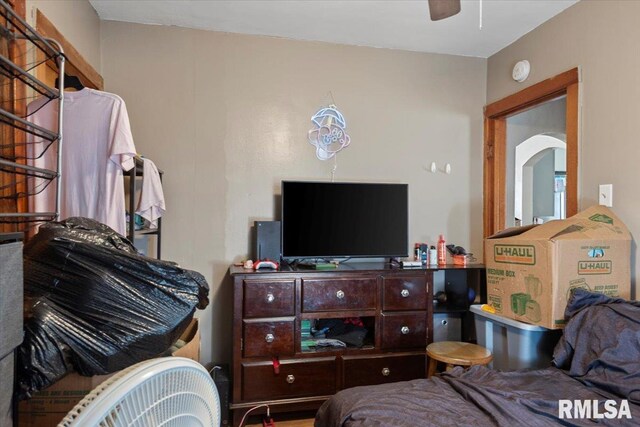 417 N Stephens Ave, Springfield, IL 62702 - view of bedroom