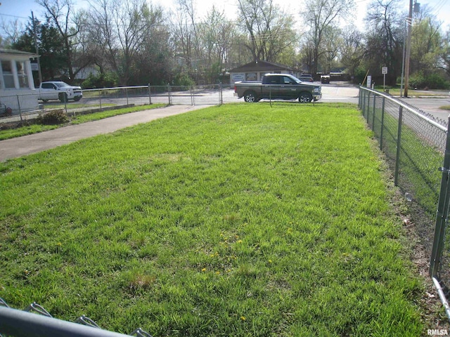 1122 N 4th St, Quincy, IL 62301