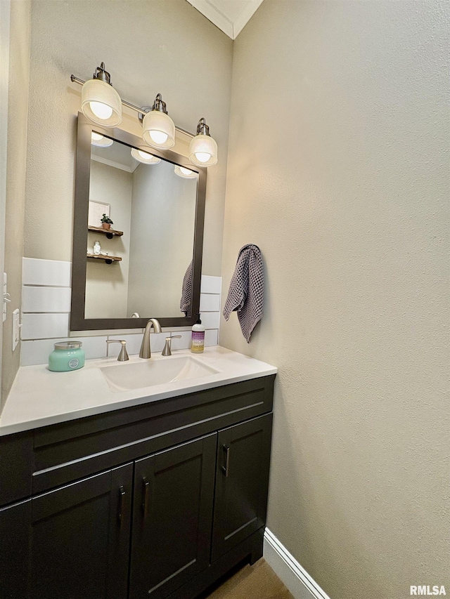 3096 Whitehaven Cir, Galesburg, IL 61401 - bathroom featuring baseboards and vanity