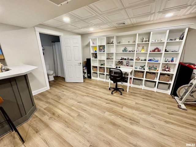 3096 Whitehaven Cir, Galesburg, IL 61401 - office featuring an ornate ceiling, light wood-style flooring, baseboards, visible vents, and recessed lighting