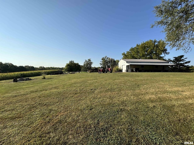 323 E Cortland St, Avon, IL 61415 - view of yard