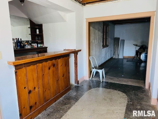 bar featuring a dry bar