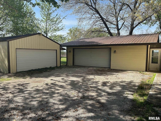 888 E Erie St, Palmer, IL 62568 - photo 3