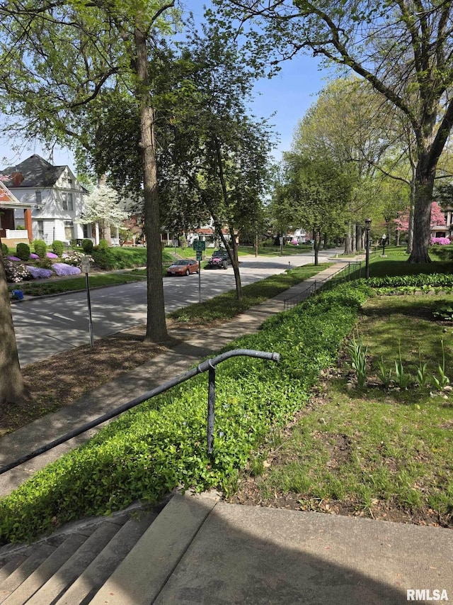 419 S 16th St, Quincy, IL 62301 - view of street with sidewalks