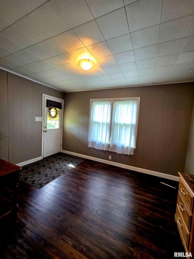 419 S 16th St, Quincy, IL 62301 - entrance foyer with baseboards and wood finished floors