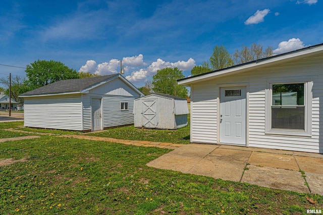 415 N Adams St, Lincoln, IL 62656 - photo 4