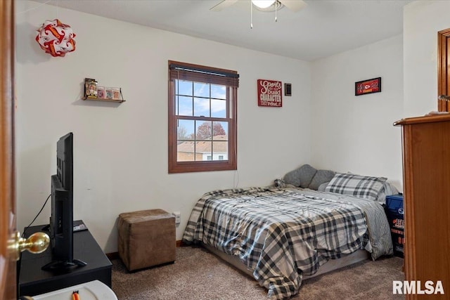 bedroom featuring carpet and ceiling fan