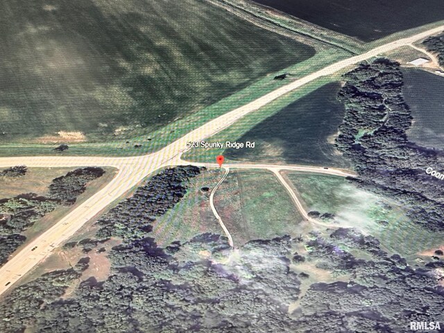 523 Spunky Ridge Rd, Meredosia, IL 62665