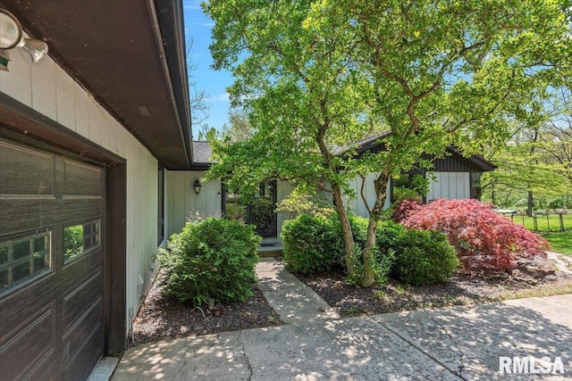 454 Brian Ln, Dawson, IL 62520 - view of property exterior