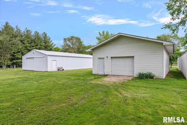 3300 Winch Rd, Springfield, IL 62707 - view of detached garage
