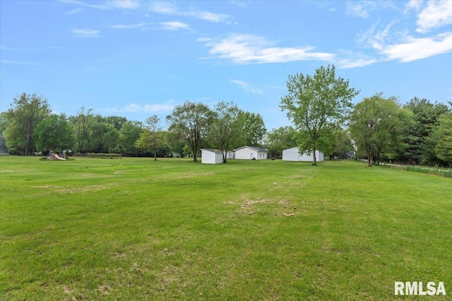 3300 Winch Rd, Springfield, IL 62707 - view of grassy yard with an outdoor structure