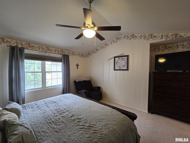 2704 Kings Pointe NE Unit 2704, Quincy, IL 62305 - carpeted bedroom featuring baseboards and ceiling fan