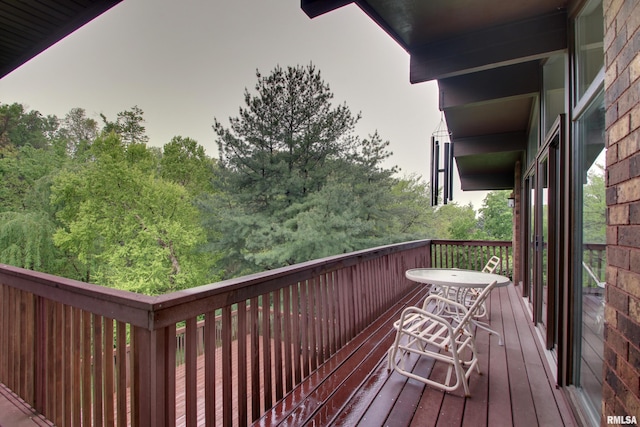 432 W Fairway Dr, Quincy, IL 62305 - view of deck
