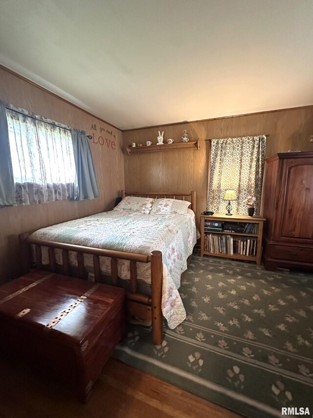 277 N Ivan Ave, Galesburg, IL 61401 - bedroom featuring wooden walls