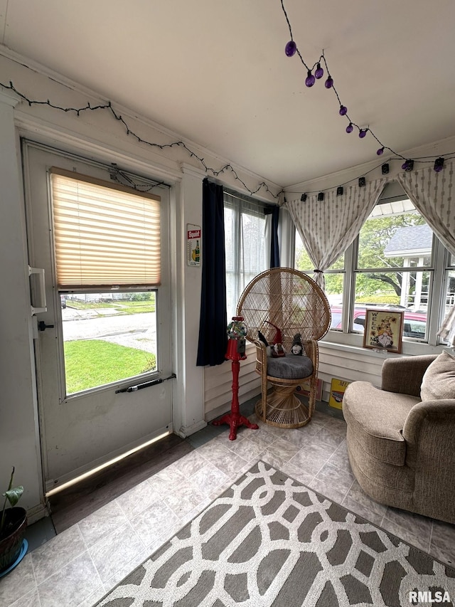277 N Ivan Ave, Galesburg, IL 61401 - sitting room with healthy amount of natural light and light tile patterned flooring