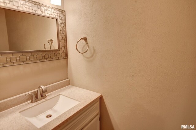 2628 S Forrest Green Dr, Decatur, IL 62521 - bathroom featuring vanity