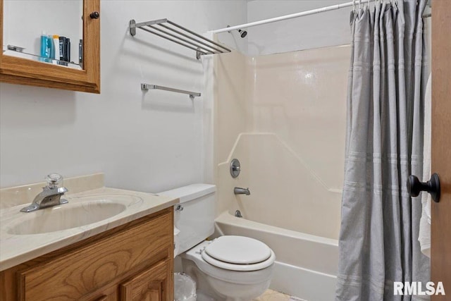 1405 Woods Farm Ln, Springfield, IL 62704 - bathroom with shower / bath combo with shower curtain, toilet, and vanity