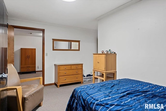 1405 Woods Farm Ln, Springfield, IL 62704 - carpeted bedroom featuring ornamental molding and baseboards
