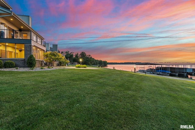 321 Harbor Point Pl, Springfield, IL 62712 - view of grassy yard featuring a water view