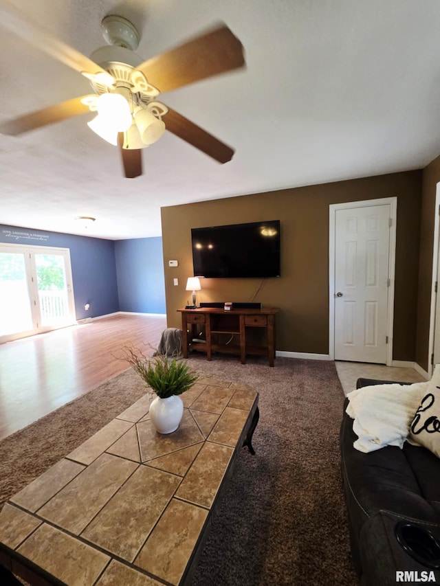 514 W Washington St, Mendon, IL 62351 - living room featuring ceiling fan