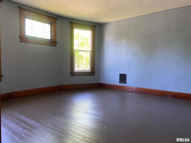 703 E Park St, Taylorville, IL 62568 - photo 14