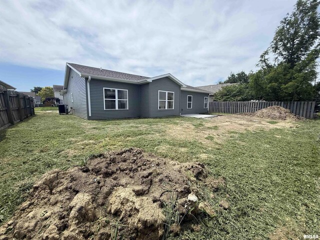 121 Argenta Dr, Springfield, IL 62703 - photo 15