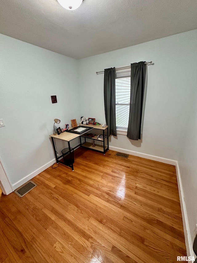 408 N Laurel Dr, Jacksonville, IL 62650 - photo 13