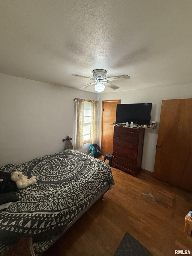 623 W Walnut St, Mason City, IL 62664 - photo 8