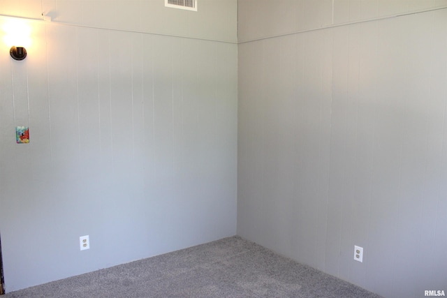 214 W B St, Alpha, IL 61413 - view of carpeted spare room