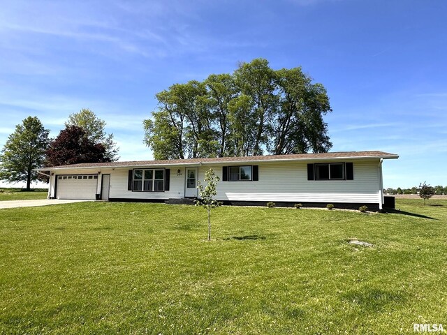 209 Brookview Dr, Abingdon, IL 61410 - view of front of property featuring a garage, a front lawn, and concrete driveway