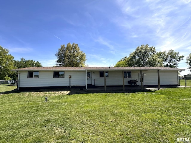 209 Brookview Dr, Abingdon, IL 61410 - back of house with a lawn