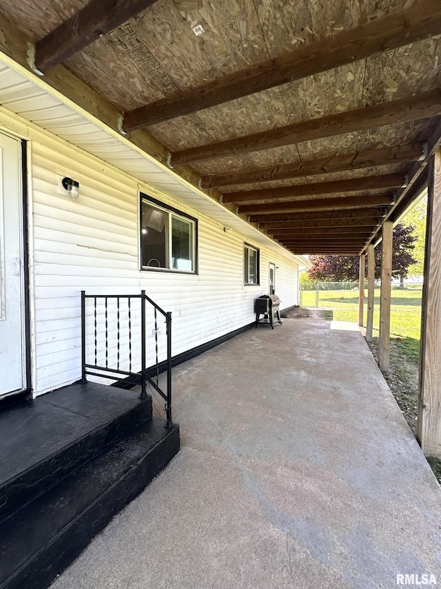 209 Brookview Dr, Abingdon, IL 61410 - view of patio