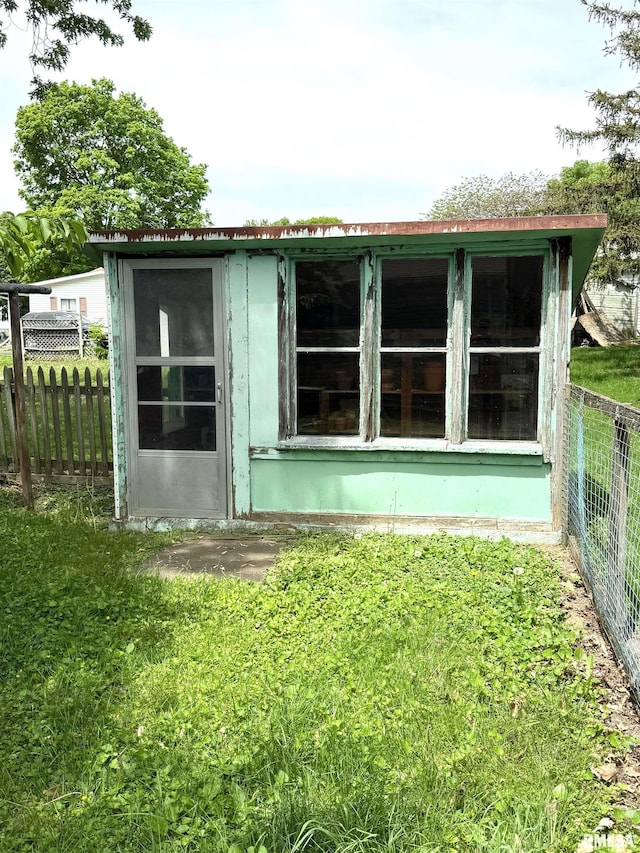 461 W Fremont St, Galesburg, IL 61401 - view of outbuilding