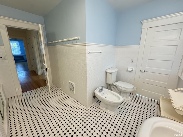 1216 N Cherry St, Galesburg, IL 61401 - photo 70
