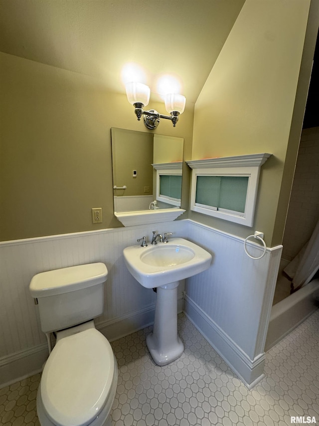 1216 N Cherry St, Galesburg, IL 61401 - photo 76
