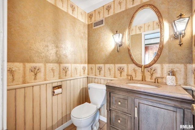 2255 N Broad St, Galesburg, IL 61401 - bathroom featuring toilet and vanity