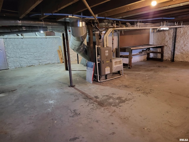718 Adams St, Quincy, IL 62301 - view of unfinished basement