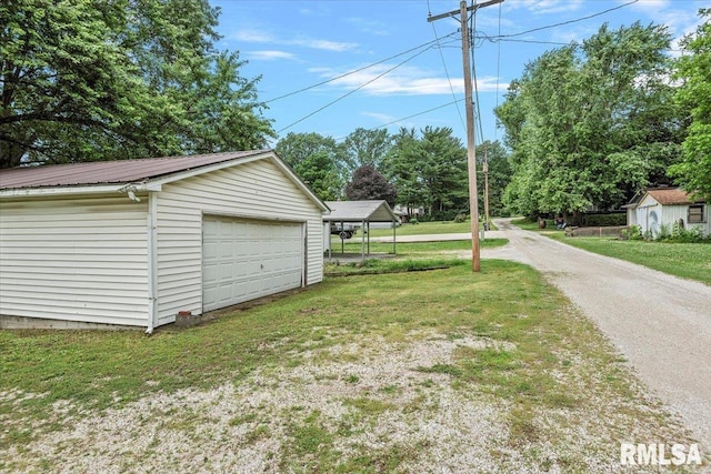 708 E 5th St, Pana, IL 62557 - view of detached garage