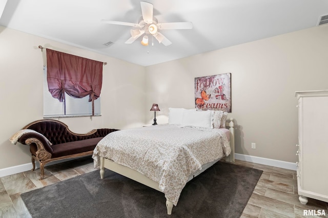 4901 Wildcat Run, Springfield, IL 62711 - bedroom with baseboards and a ceiling fan
