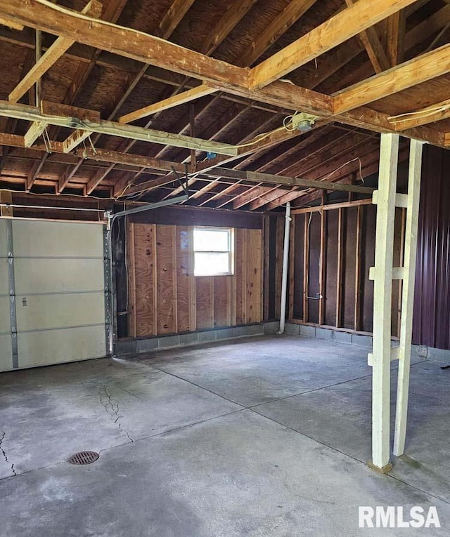 300 W Prairie St, Camp Point, IL 62320 - view of garage