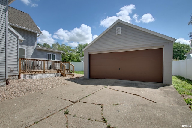 801 S 22nd St, Quincy, IL 62301 - detached garage with fence