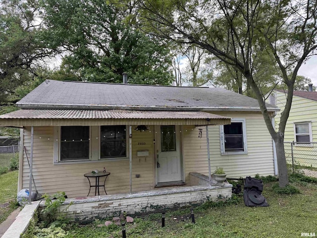 2853 Hoover Ave, Springfield, IL 62703 - view of bungalow